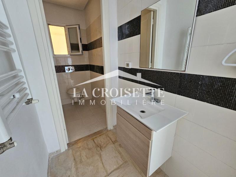Appartement S+3 à La Soukra